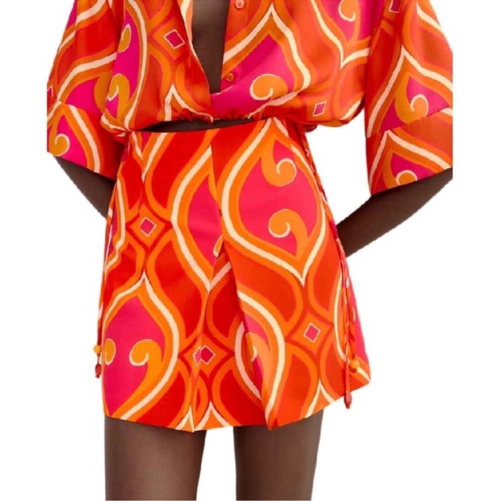 Zara Printed Pleated Skort